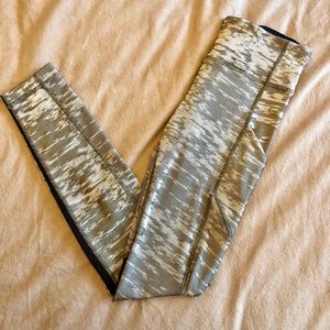 NWOT Lululemon Speed Up Tight 28” Size 6